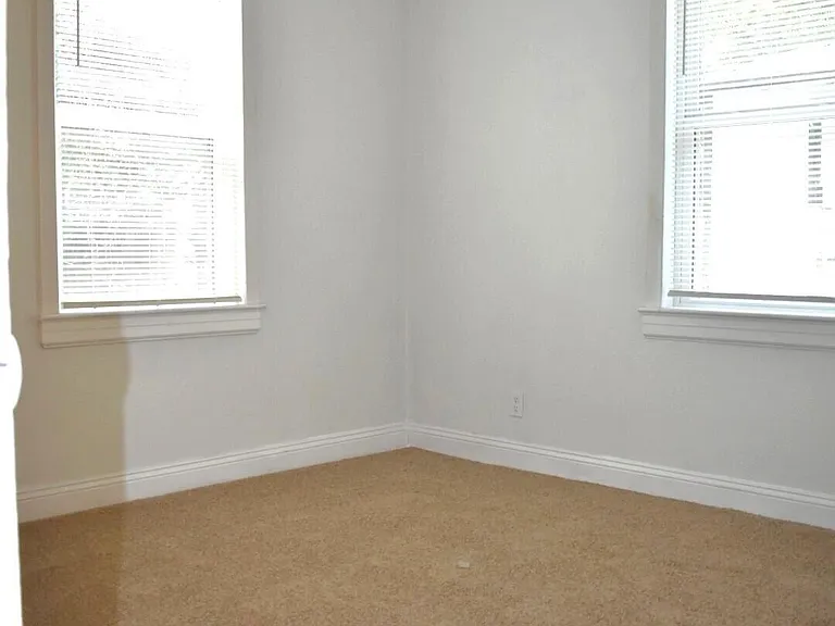 2968 Green St — Photo 9