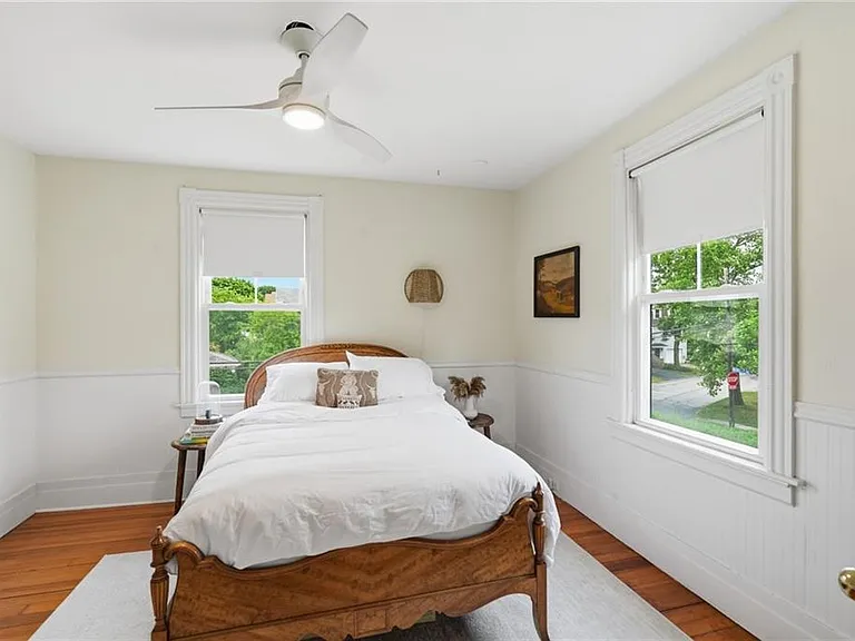 52 Berkeley Ave — Photo 28