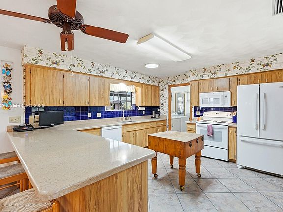 5th image of 158 Cone Rd