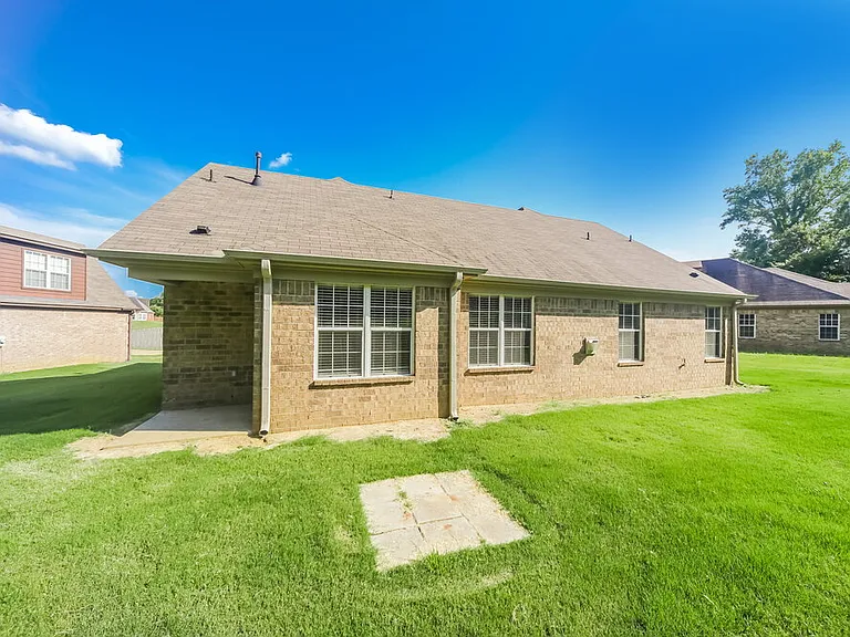 5714 Kingsman Dr — Photo 19