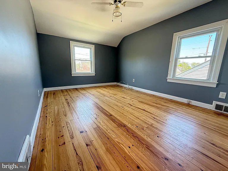 210 Kuser Rd — Photo 13