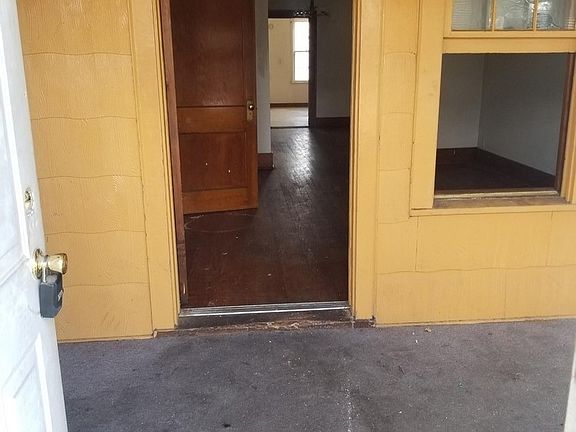 5th image of 509 Ingraham Ave