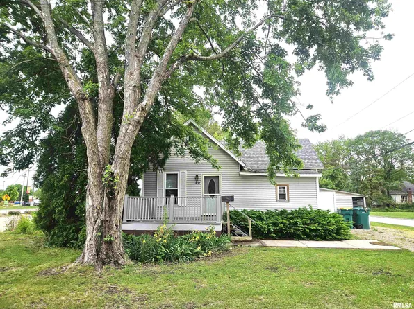 30 N Elm St, Galesburg, IL 61401