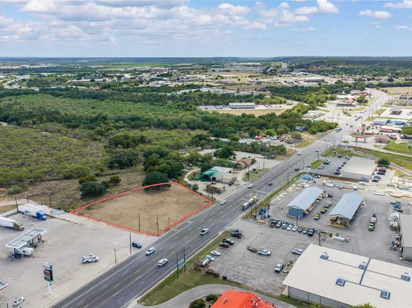377 S Hwy, Brownwood, TX 76801