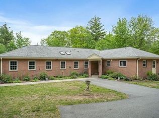 24 Cushing St, Ashburnham, MA 01430