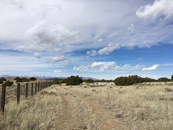 4th image of 1 Sierra Ct