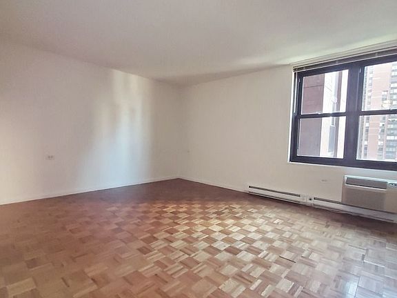4th image of 1763 2nd Ave APT 6M