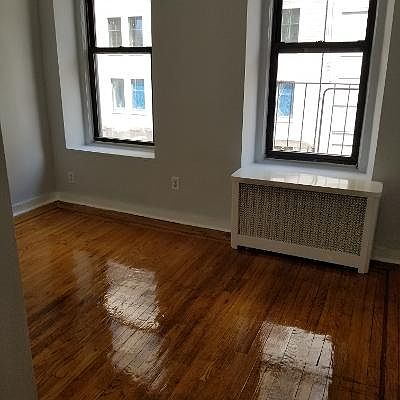 3rd image of 306 E 80th St APT 4A