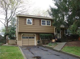 54 Madie Ave, Spotswood, NJ 08884