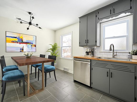 5th image of 5816 Beverly Ave