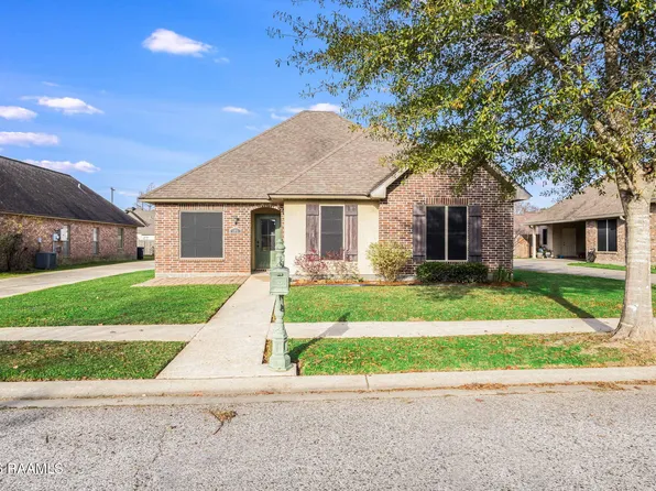 305 Valley View St, New Iberia, LA 70563