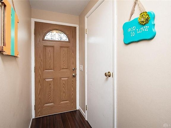 3rd image of 108 Pepperwood Pl