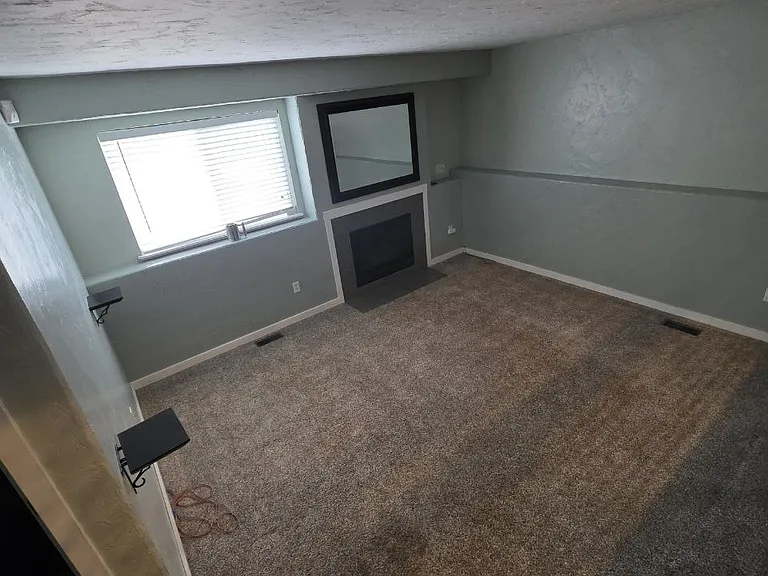 13389 Mariposa Ct — Photo 9