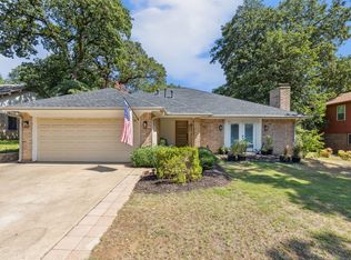 1514 Tiffany Forest Ln, Grapevine, TX 76051