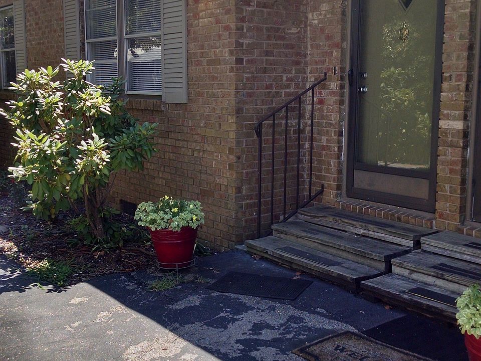 1st image of 7760 Gleason Dr