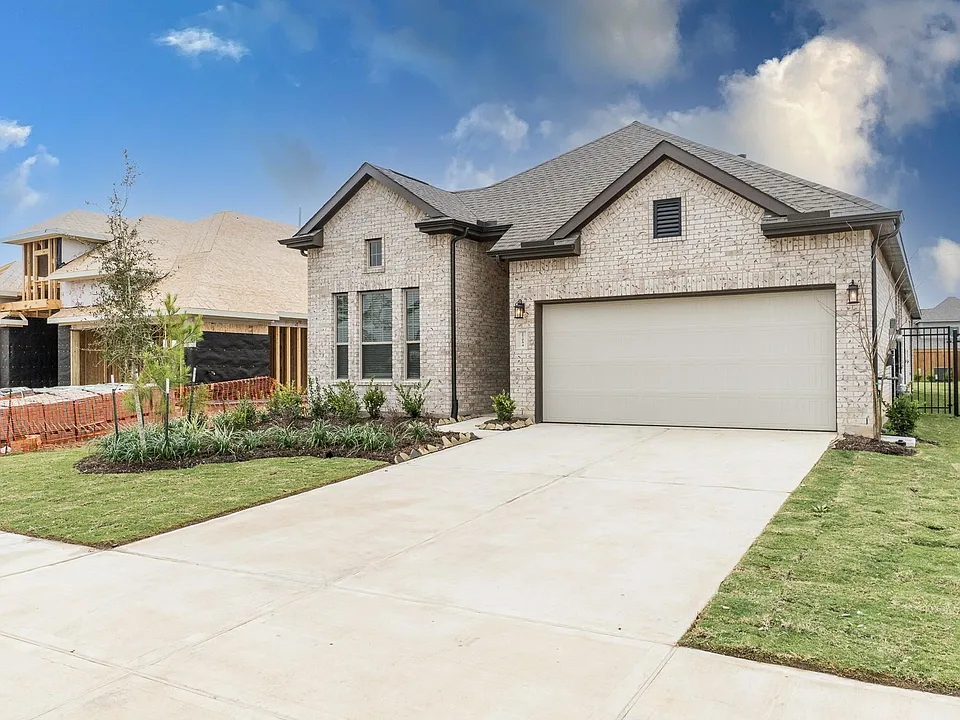 27054 Golden Knoll Dr