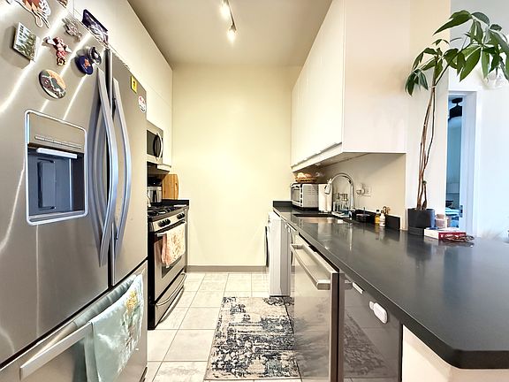 2nd image of 68 Bradhurst Ave APT 8C