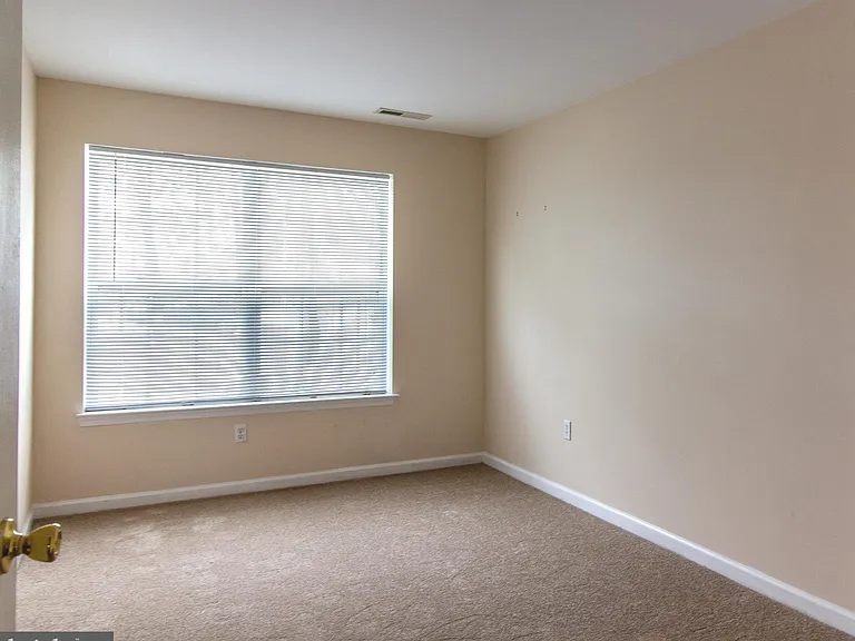 9228 Blue Grass Rd #38-37 — Photo 4