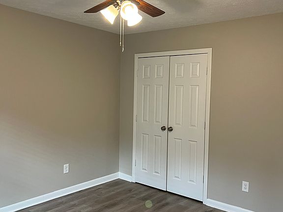 5th image of 1208 Ewing Creek Dr #B