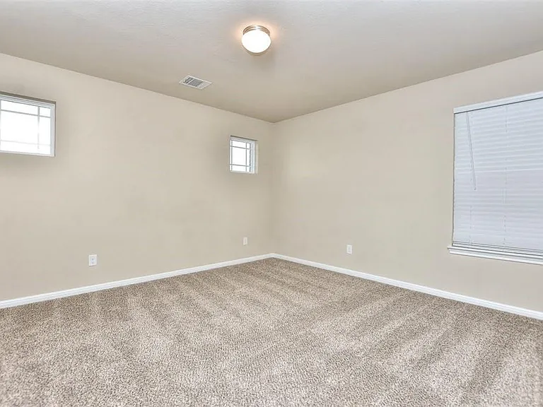 7993 Arezzo Dr — Photo 21