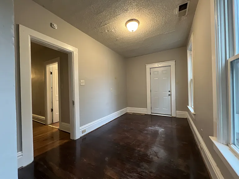 697 Wilson Ave #1 — Photo 14