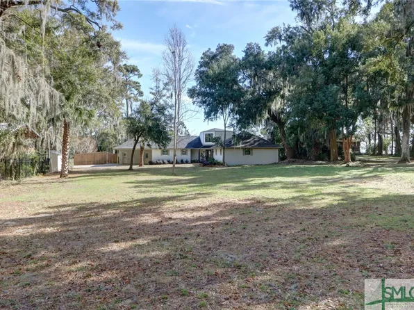 2006 Walthour Road, Savannah, GA 31410