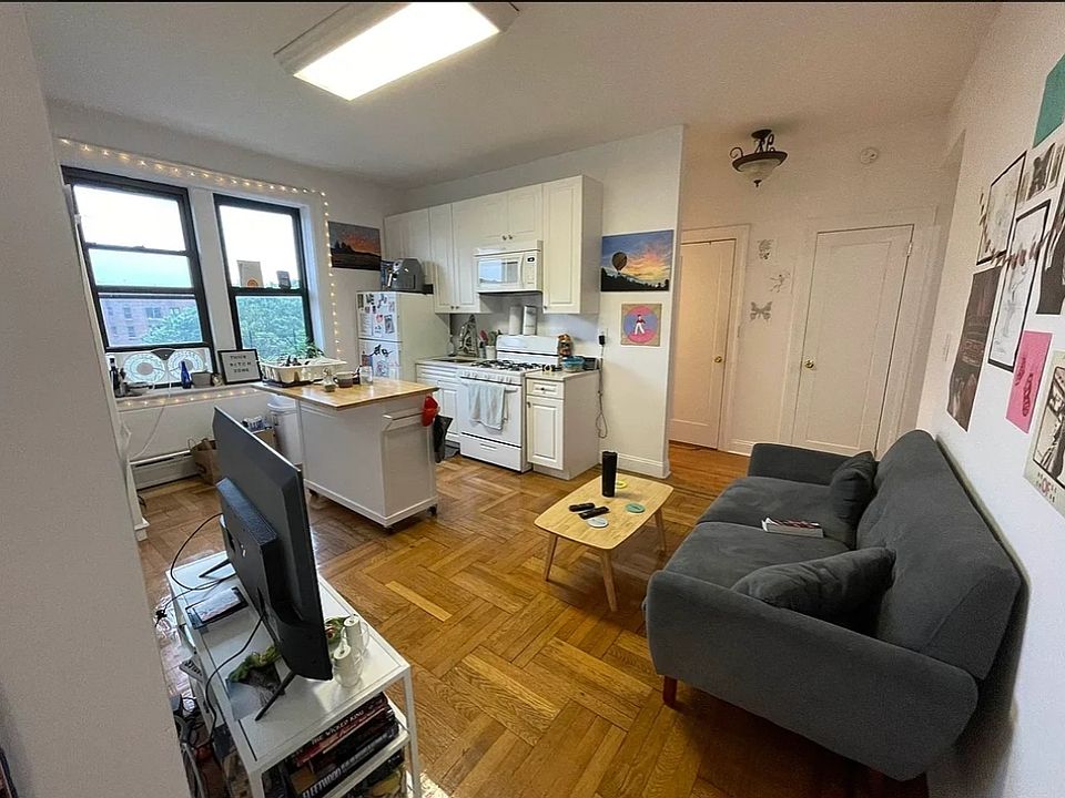 1st image of 89 Crooke Ave APT 6D