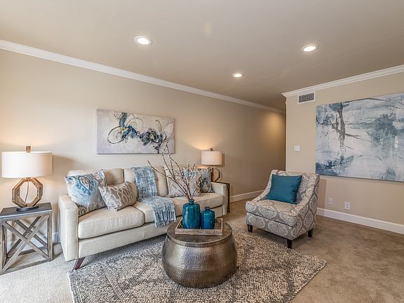 4th image of 1480 Creekside Dr #204