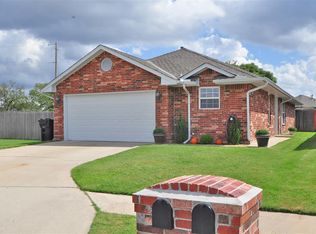 500 SW 38th Ter, Moore, OK 73160