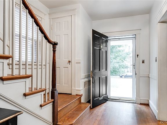 5th image of 3411 W Franklin St