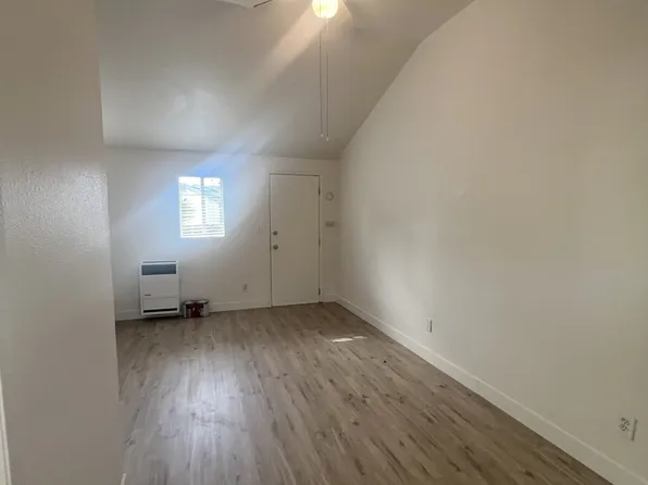 936 S Pacific St, Oceanside, CA 92054