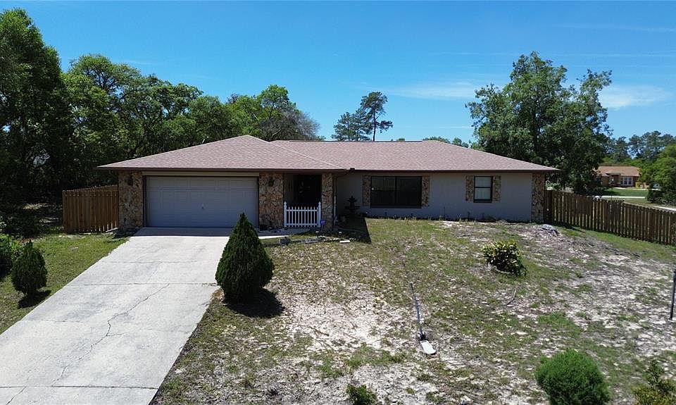 1st image of 16920 SW 39th Cir