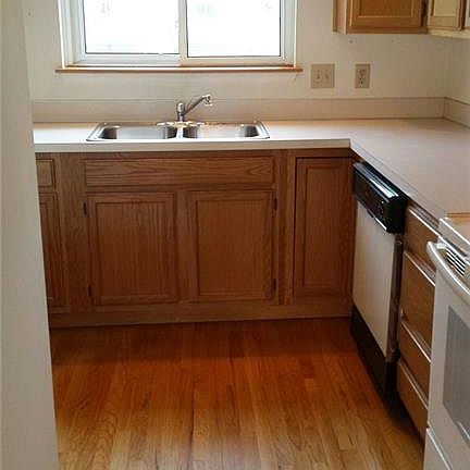 4th image of 168 Iron Oak Cir