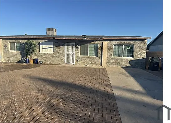 1830 W Alta Vista Rd — Photo 22