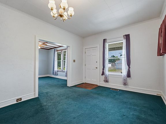 5th image of 512 Florence St