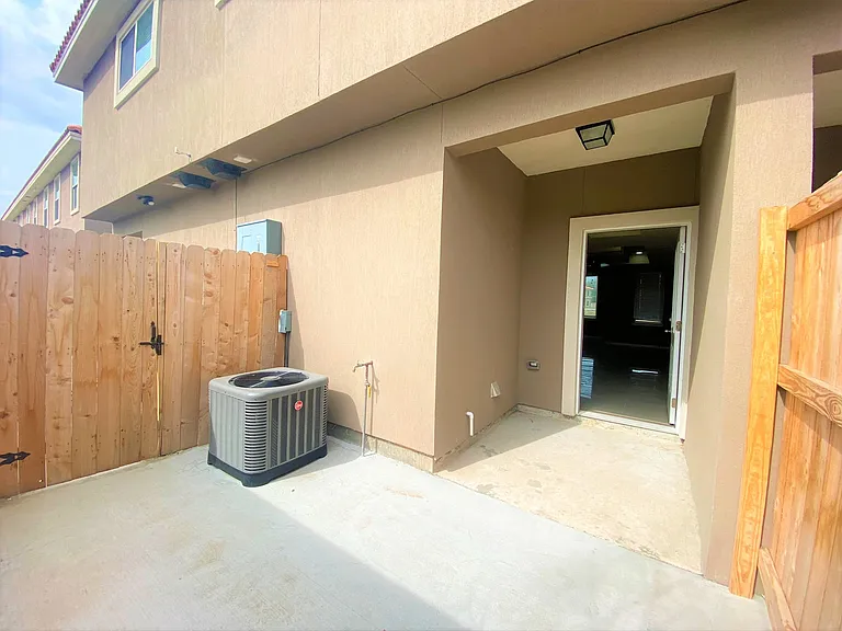 1204 E Pineridge Ave #3 — Photo 14