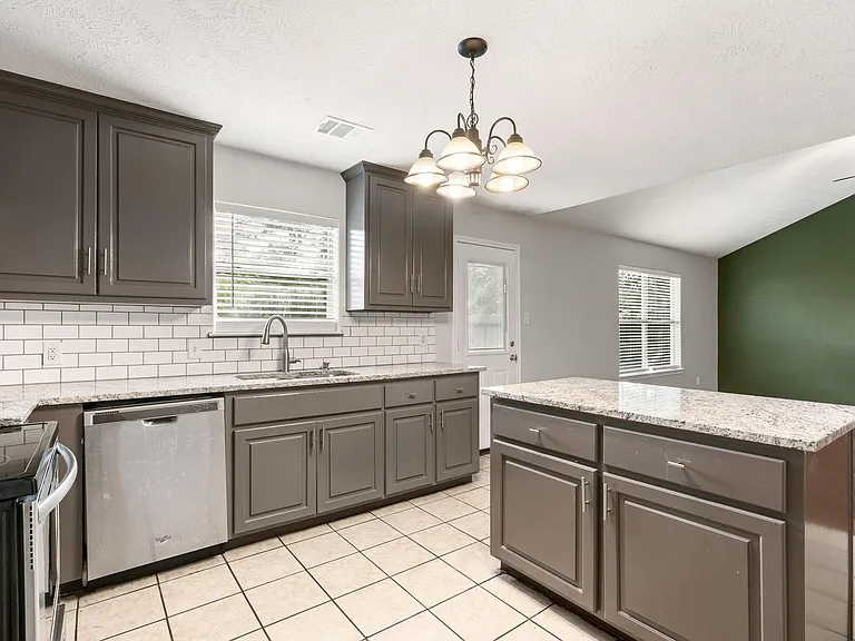 16394 Long Valley Ct — Photo 11