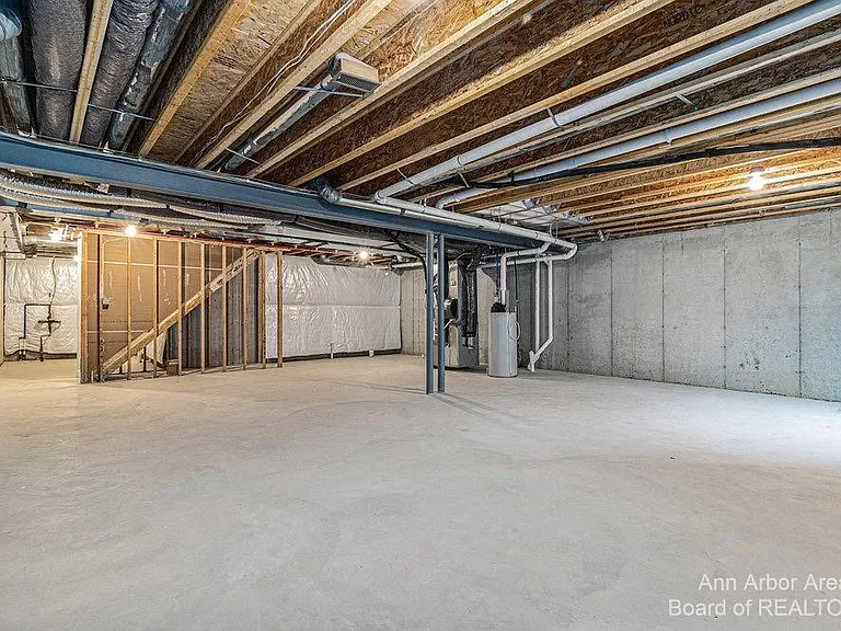 3343 Roseford Blvd — Photo 36