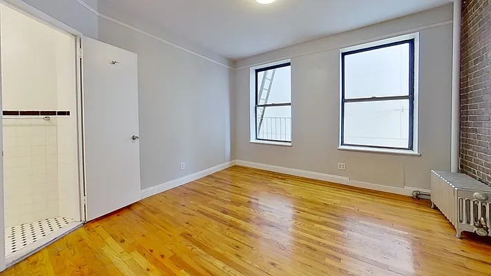 Rented by Compass | media 18