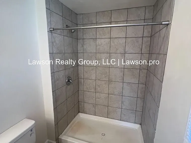2080 Lawson Ln — Photo 37