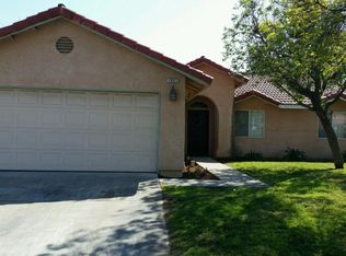 1021 Cedarwood St, Hanford, CA