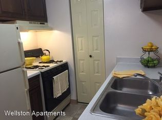 4701 Indian Hills Dr #5, Racine, WI 53406