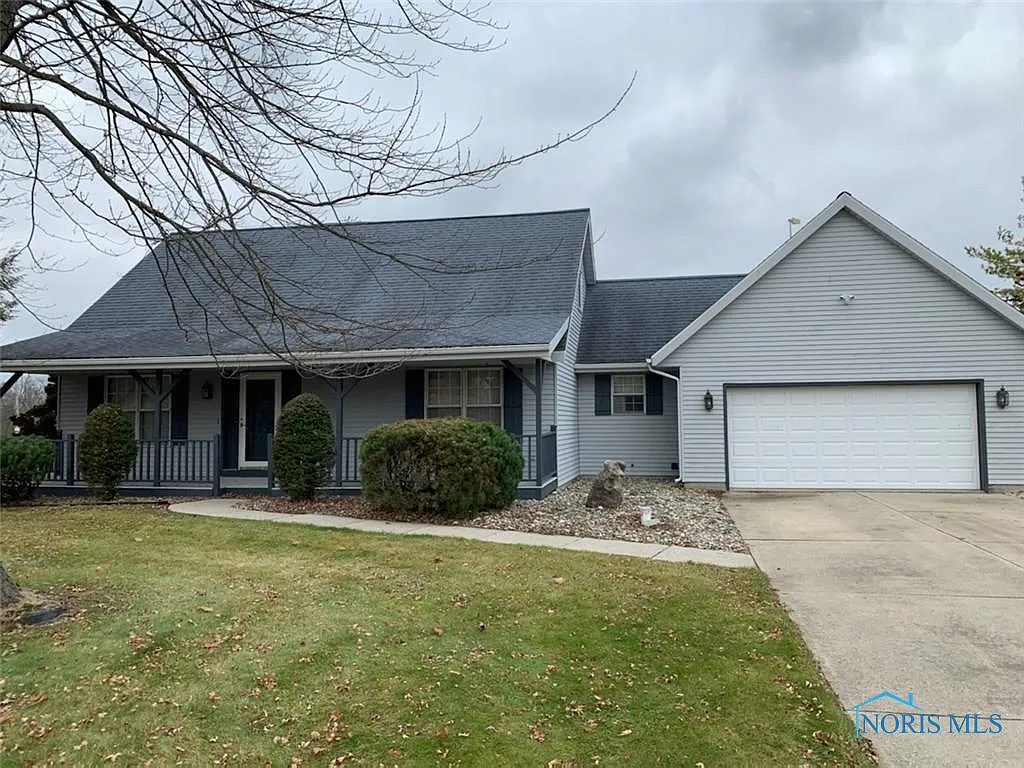 108 Shaffer Blvd photo 1