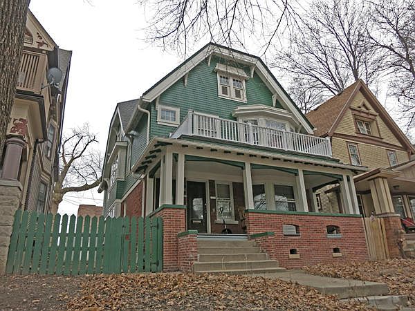 1st image of 3201 W Juneau Ave #3203