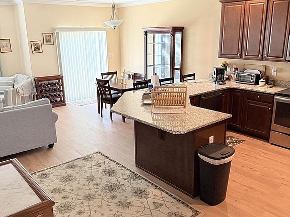 3rd image of 35473 Mercury Dr #41A