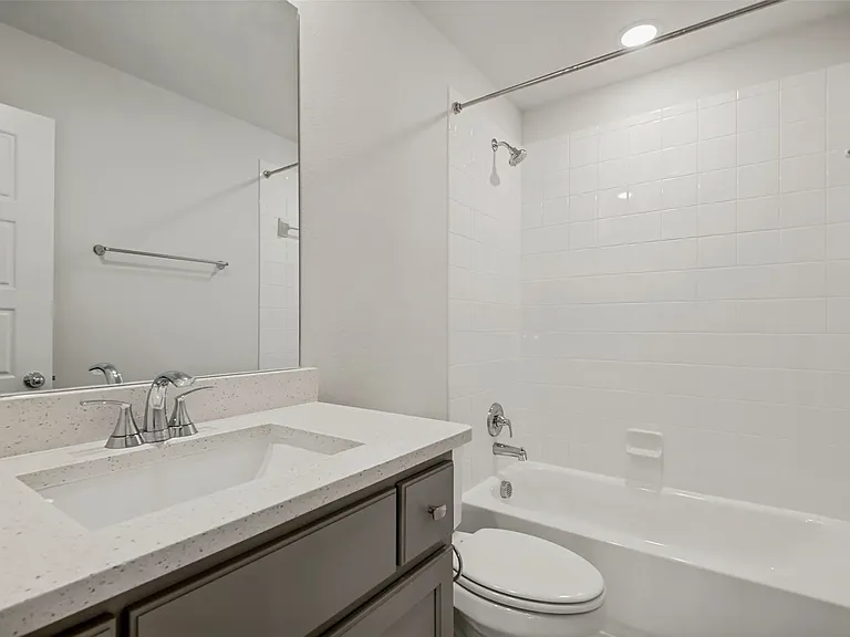 3053 Estuary Dr — Photo 18