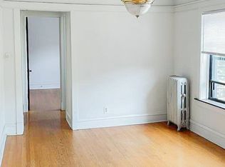 1448 W Cornelia Ave #2A, Chicago, IL 60657