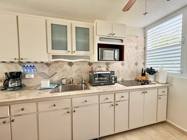 Ocean Dr #B-4 — Photo 14
