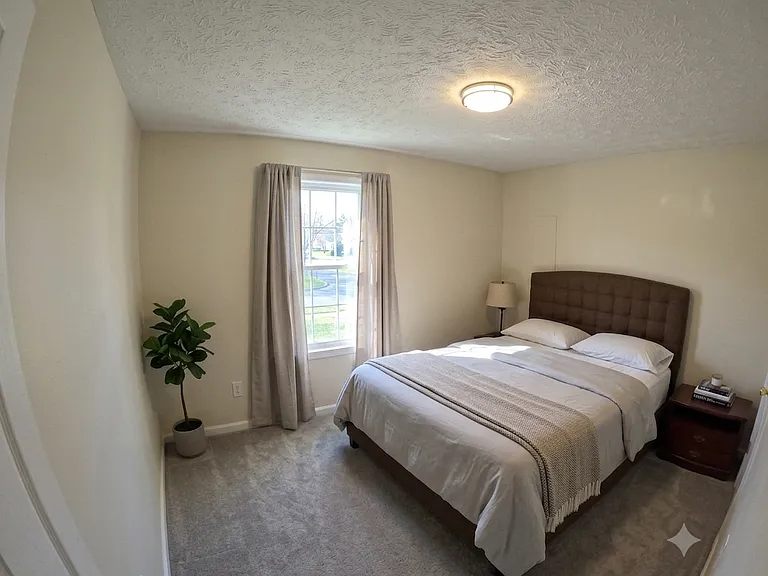 128 Woodbury Ave — Photo 8
