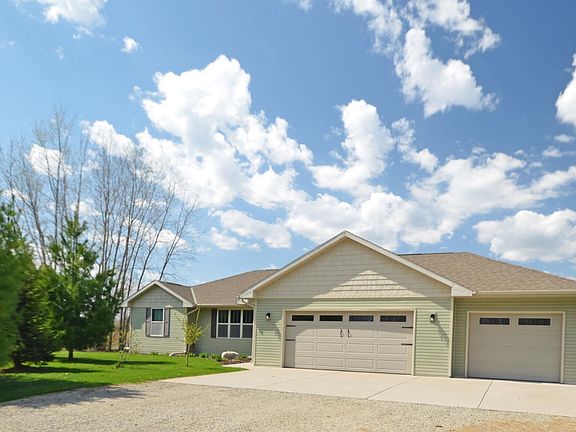 3rd image of 5548 Oak Orchard Rd
